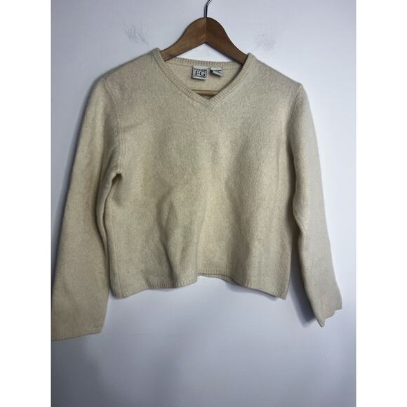 field Gear Cashmere Sweater Size Medium Petite. 100% Cashmere - Picture 1 of 6